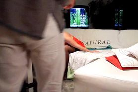 Lisa is having an orgasm in front of the webcam