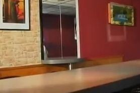 DRESSAGE D UNE FRANCAISE BLONDE