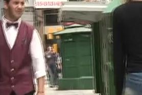 Lorena Frey cojida en jeans