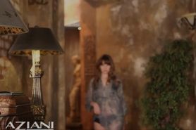 Shay Laren Aziani Striptease 01