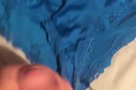 Un named GF panties wank