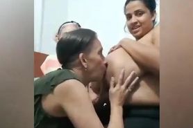 Big Titts sucking