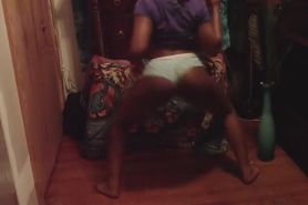 Lil Freak Twerking