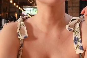 Nipoles oout at lunch