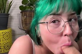 Gwyther Giant Boobs Big Ass BBW Girl with Glasses Play 