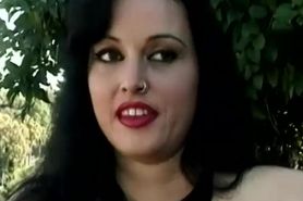 Tattooed Hottie Enjoys Cock