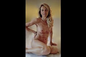 Giving sexy Sofia my best cum shot