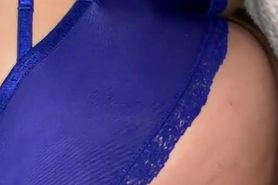 unaware cumshot on ass