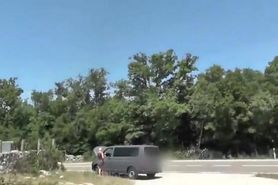 Deutscher Amateur-Blowjob im Auto fhrt zu einer Gesicht