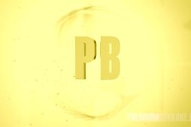 Lia Ponce Vs Mr Yellow