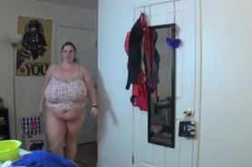 SSBBW Snacks and Changes Outfits