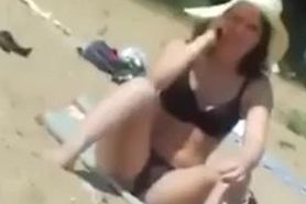 NOTRE COUSINE ET SA CULOTTE TRANSPARENTE