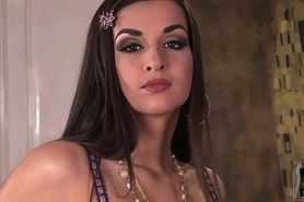 Ennie - Beauty that blow your mind!