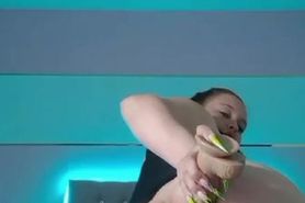 Pussy Patty fucks her bbw ass