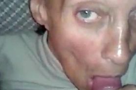 Vieille Pute a 2 Balles