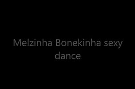 TS Melzinha Bonekinha dance