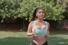 Yasmin Manzoor Sexy Running