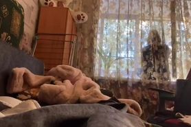 2 girls take  a drugs