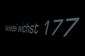Nackedei wichst 177