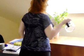 Im so busy I have to piss at my desk