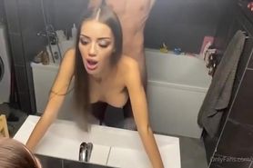 She loves to fuck 4
