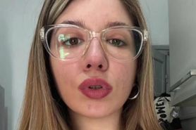 Chloe Sexy Beauty Nasty Anal Brunette Girl with Glasses