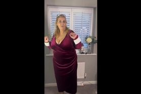 Real mom Busty Dressed 1
