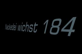 Nackedei wichst 184