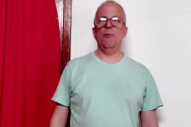 a daddy mast with big toys 857