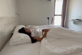 Please jerk-off on my pussy