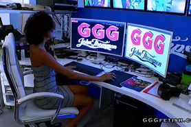 Ebony luna corazon gets cumshots lying on the back