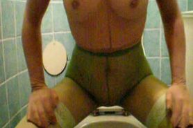 Strumpfhose pissen pantyhose pee
