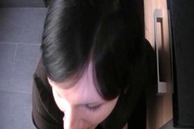 German Goth Girl gives nice Blowjob and gets a Facial