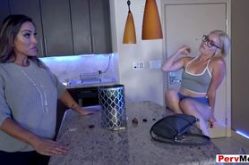 Geeky stepsister and hot stepmom threesome fuck session