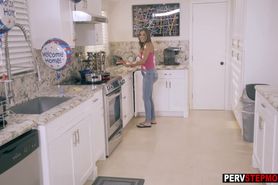 Nasty brunette MILF stepmom has the best handjobs skill