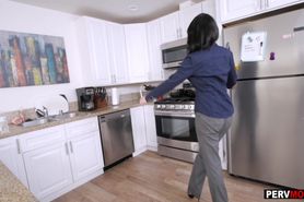 Big titted mature stepmom sucked her stepsons big dick