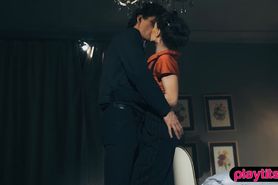 A hot and sexy PI in costume from the 1900s fucked