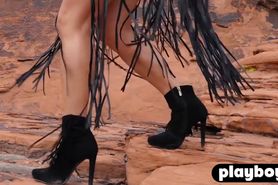 Pretty big tits blonde babe posed for a camera outdoor