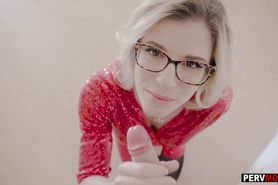 Mommy swallowed my cum for Christmas after sucking