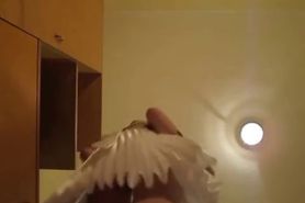 unter den Rock schauen muss bestraft werden