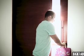 Horny brunette stepsis fucks a naive big cock stepbro