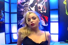 A lot of facials and bukkakes on daphne klyde