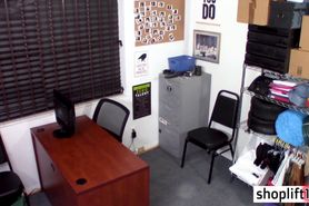 Big ass MILF got busted by a policeman with big dick