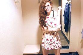 Tinder date wanted my dick in dressing room