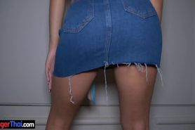 Latina amateur bubble butt hottie loves anal sex on cam