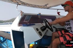 Amateur teens fucking in public during a boat trip