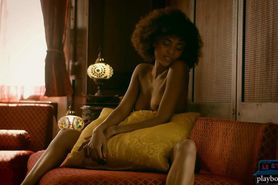 Black Brazilian MILF model Luna Corazon hot posing