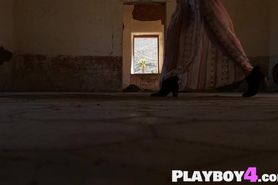 Sexy blonde babe shows amazing boobs and nice big ass