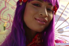 Petite Asian sucked friends beefy penis before sex