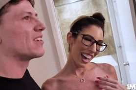 MILF in glasses orgasms hard on the studs shaft